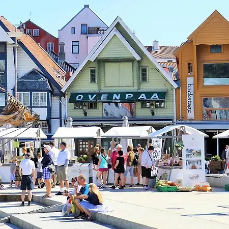 Center Hills - Lovely 2-bedroom W Balcony, Amazing Location Stavanger
