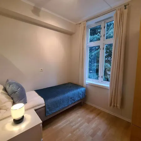 Apartment Center Hills - Lovely 2-bedroom W Balcony, Amazing Location Stavanger